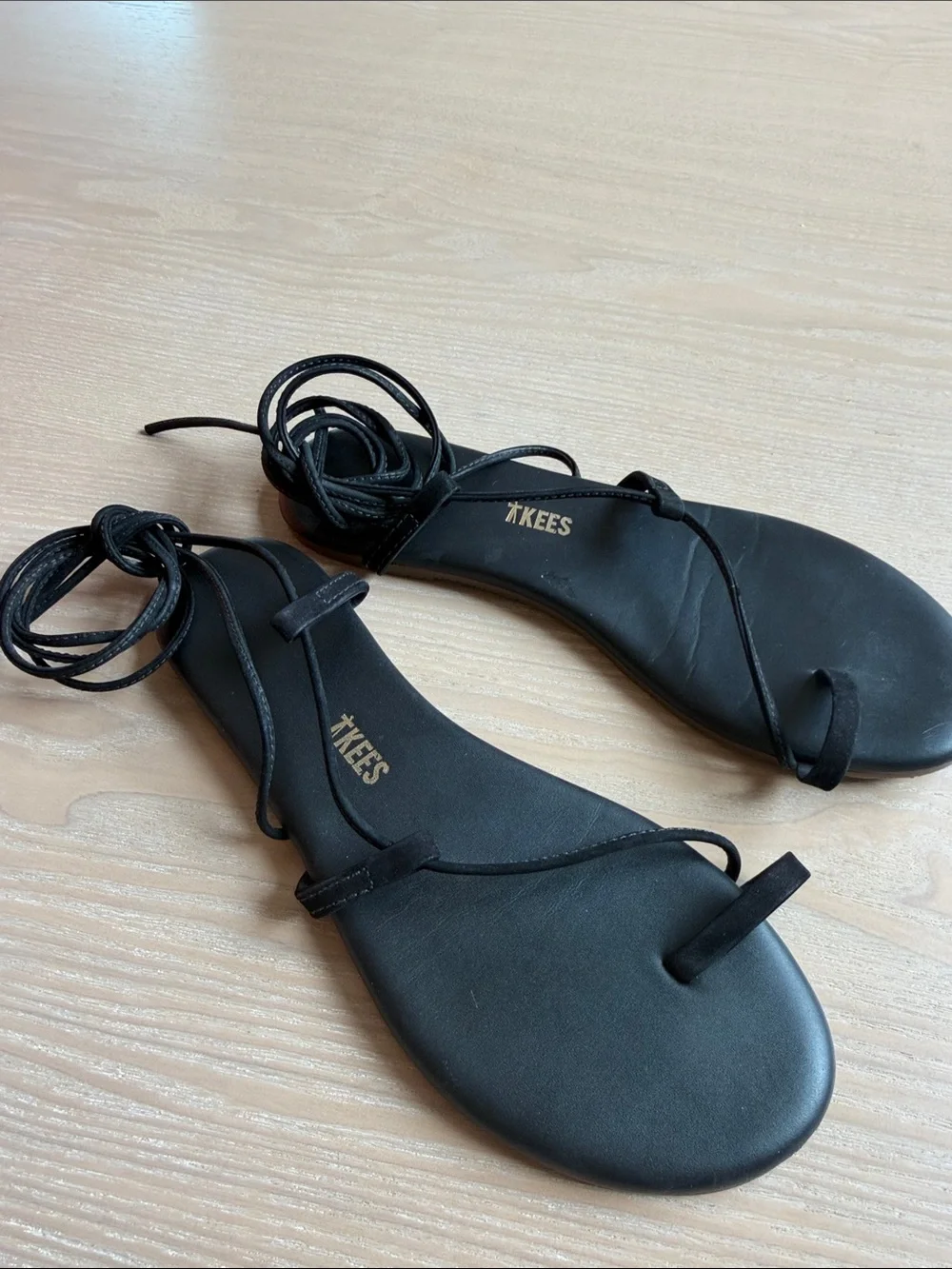 TKEES JO Black Leather Lace-Up sandals
